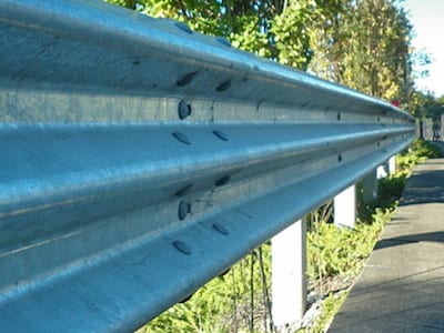 thrie beam road barrier