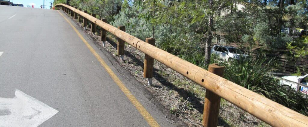 T18 Log Wooden Crash Barrier