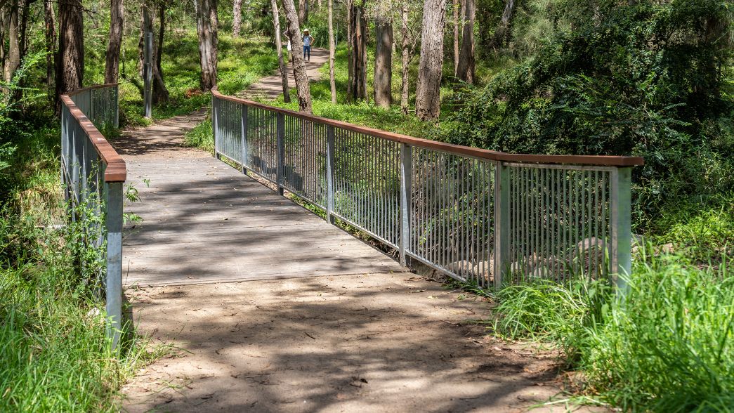 Rouse Hill pedestrian fencing barriers on bridge