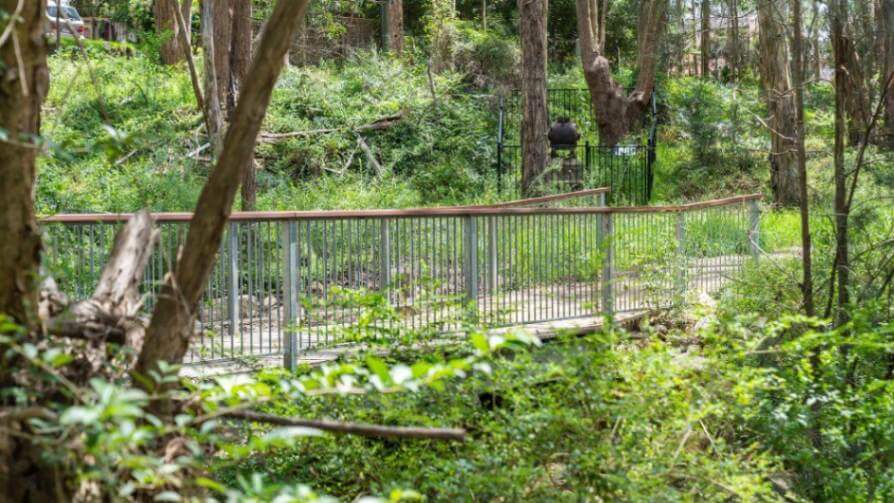 Galvanised pedestrian fencing barriers installed on bridge in Rouse Hill